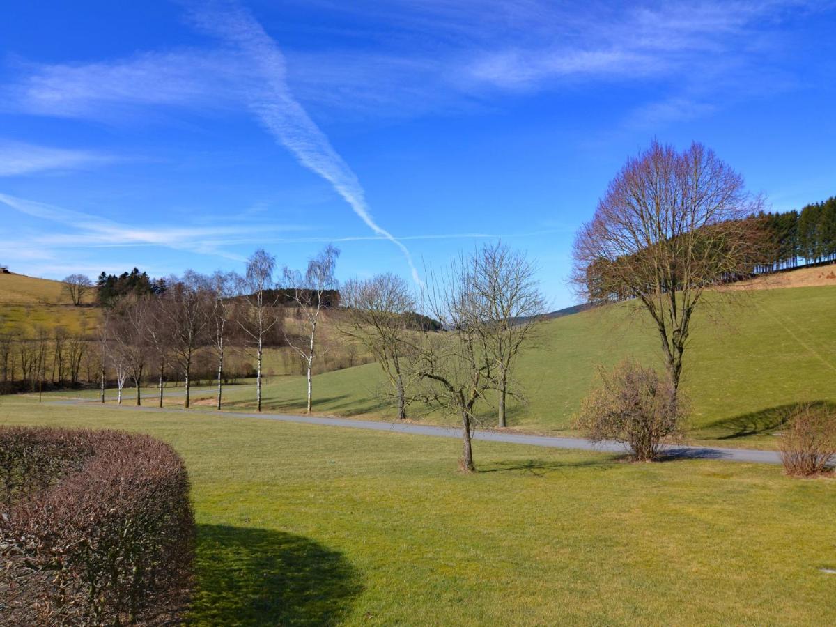 Modern Apartment In Sellinghausen With Terrace Schmallenberg Rum bild