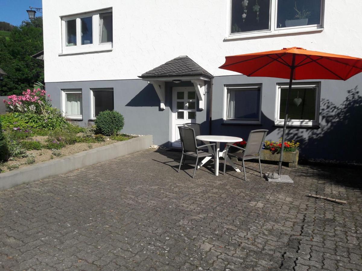 Modern Apartment In Sellinghausen With Terrace Schmallenberg Rum bild