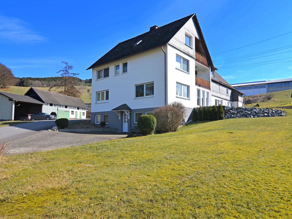 Modern Apartment In Sellinghausen With Terrace Schmallenberg Exteriör bild
